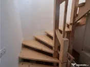 Casa-vila si teren in Nanov 