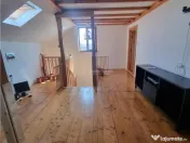 Casa-vila si teren in Nanov 