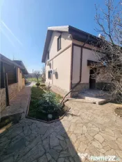 Casa-vila si teren in Nanov