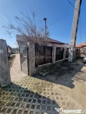 Casa-vila si teren in Nanov