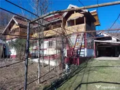 Casa P 1, 5 camere, teren 1200 mp, sat Barbuncesti, Grajdana 