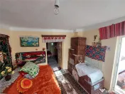 Casa P 1, 5 camere, teren 1200 mp, sat Barbuncesti, Grajdana 