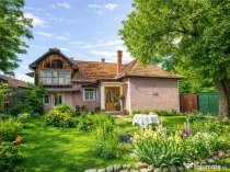 Casa traditionala, cu teren pretios de 534 mp, Targu Secuies