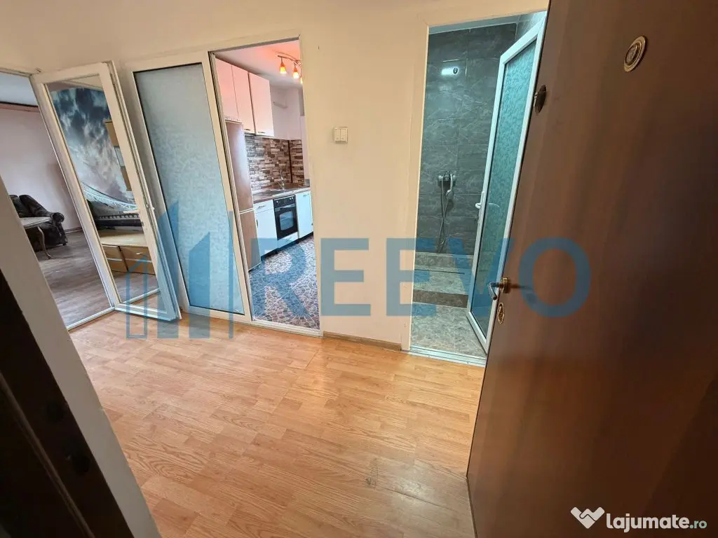 Apartament 3 camere decomandat, Târgu Ocna