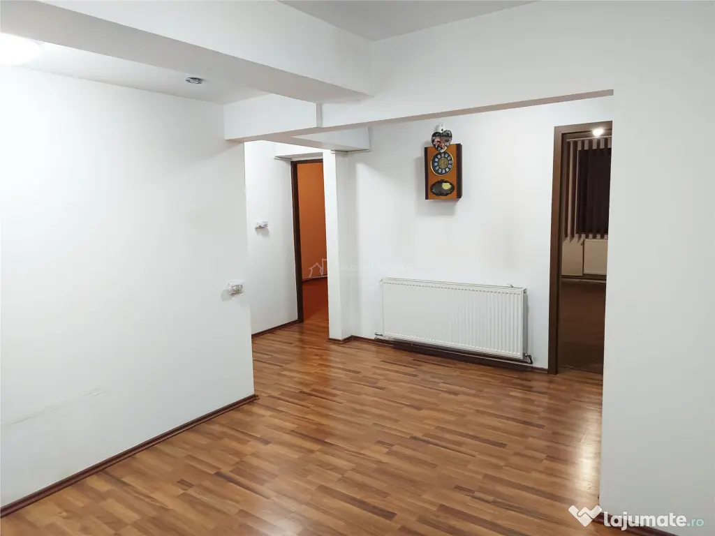 Apartament 3 camere decomandat, Bl. 23, Parter, Moldova ...