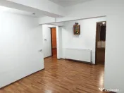 Apartament 3 camere decomandat, Bl. 23, Parter, Moldova ... 