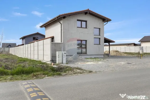 Casă noua 150 mpu de vânzare in Livada,Arad
