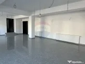 Spațiu comercial de 810 mp de închiriat 