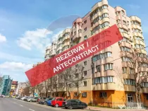 Apartament cu 3 camere de vânzare în zona Vitan Mall / ...