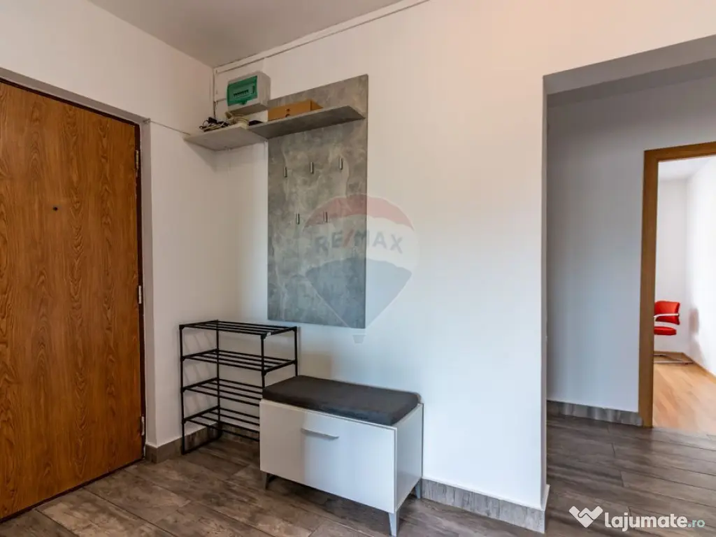 Apartament cu 3 camere de vânzare în zona Vitan Mall / ...