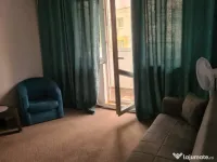 P.F vând apartament două camere semidecomandate 22 Decembrie