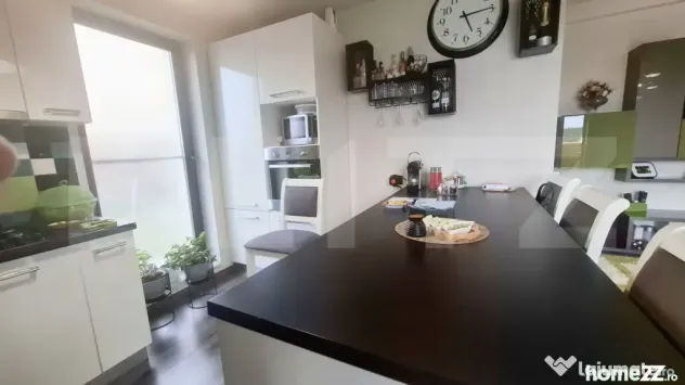 Apartament în casă cu 3 camere, 100mp și grădină propri - Cluj-Napoca (Cluj)