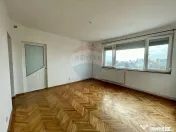 Apartament 3 camere | Etaj 8/9 | Zona Nord – Strada Cam...