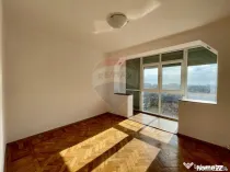 Apartament 3 camere | Etaj 8/9 | Zona Nord – Strada Cam...