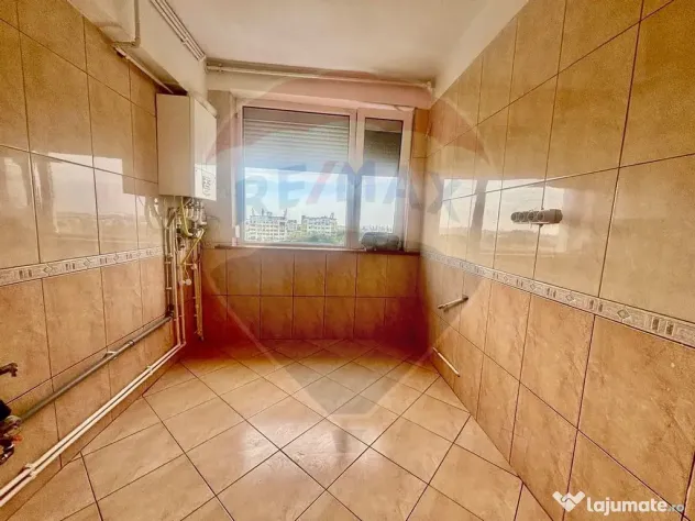 Apartament 3 camere | Etaj 8/9 | Zona Nord – Strada Cam...