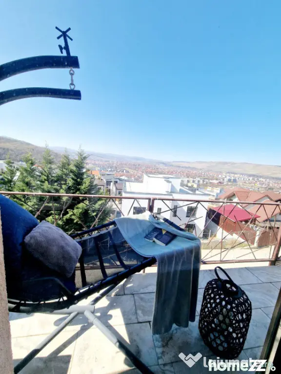 Duplex 140 mp utili, teren 320 mp, zona Vivo
