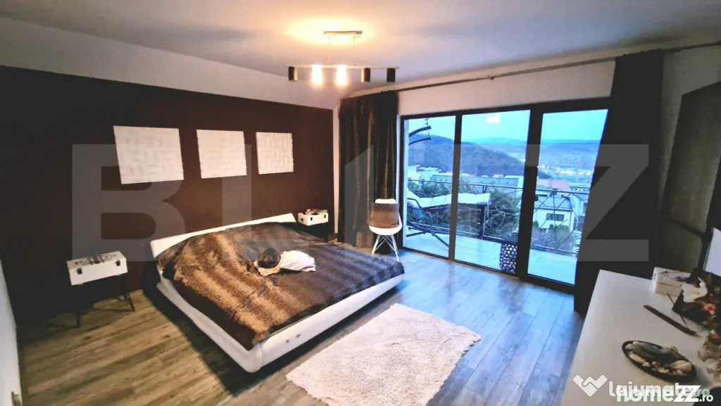 Duplex 140 mp utili, teren 320 mp, zona Vivo