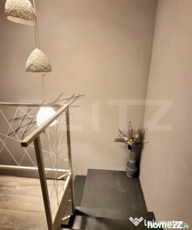 Duplex 140 mp utili, teren 320 mp, zona Vivo