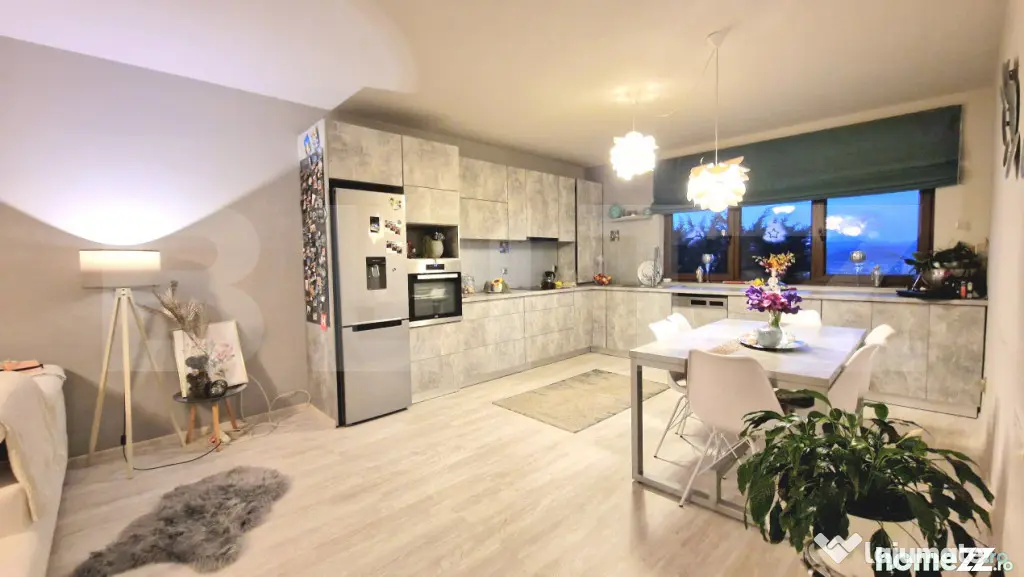 Duplex 140 mp utili, teren 320 mp, zona Vivo