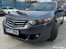 Honda Accord 2 litri benzină și gpl