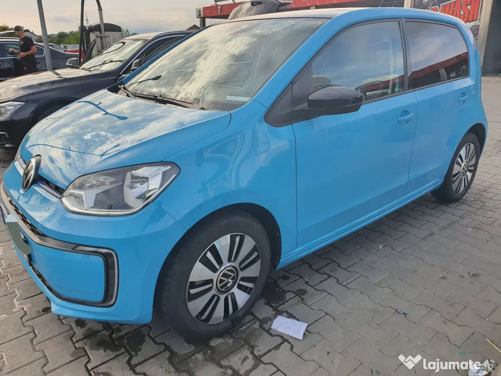 Volkswagen E-UP! 2021