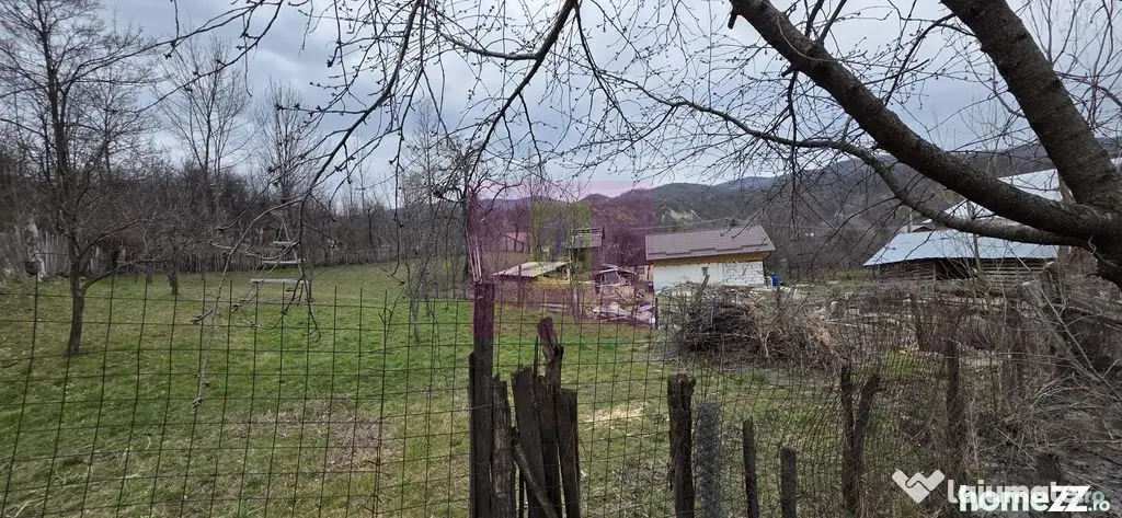 Teren intravilan 800 mp de vanzare in Lunca Mare - Lunca Mare (Prahova)