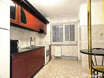 Apartament 3 camere de inchiriat zona Centrala - Boul Rosu Arad