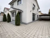 Vila cocheta 180 mp construiti, 340mp teren mobilata utilata 