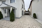 Vila cocheta 180 mp construiti, 340mp teren mobilata utilata 