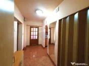 Inchiriez apartament 2 camere Vlaicu, decomandat, etaj 2,... 