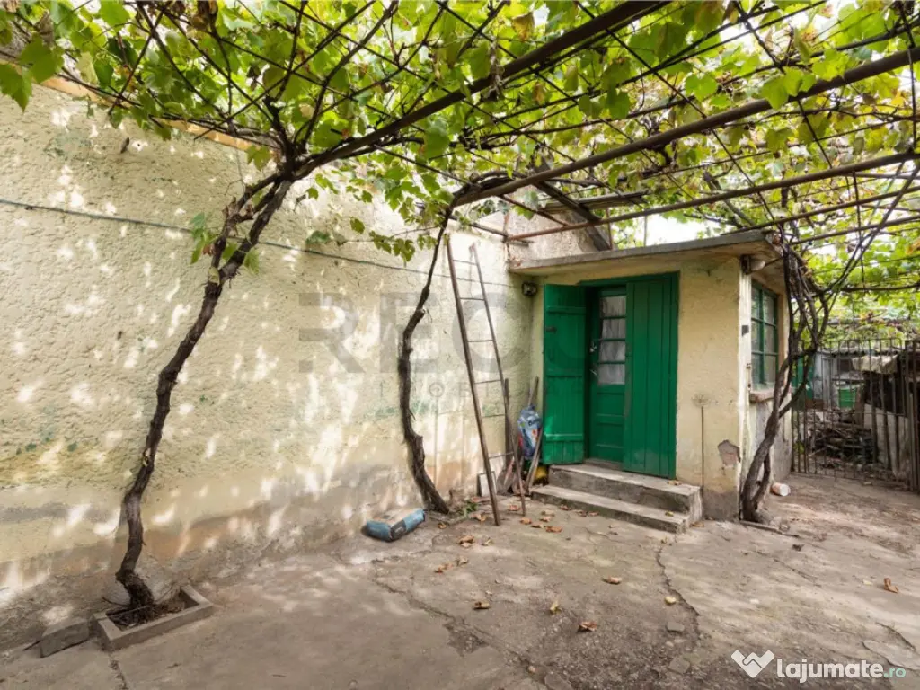 RECO Casa in Episcopia Bihor cu teren de 704mp