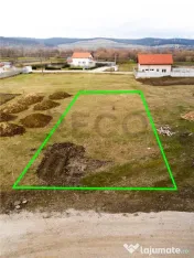 RECO Teren intravilan pentru loc de casa 810 mp cu utilitat