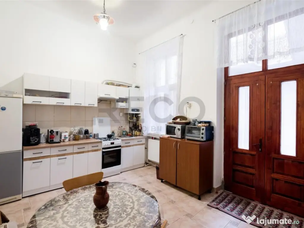 RECO Apartament ultracentral 2 camere-62 mp utili- zona str.