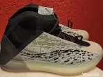 Yeezy Qntm Original