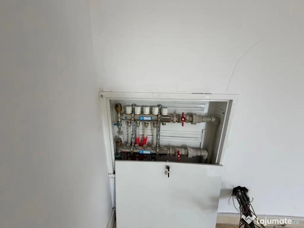 APARTAMENT 4 CAMERE TIP DUPLEX, INVESTITIE