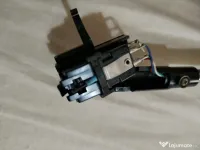 Doză cu ac și braț de pick-up 