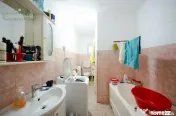 Casa cu 3 camere și centrală proprie,zona Aurel Vlaicu, Ar 