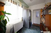 Casa cu 3 camere și centrală proprie,zona Aurel Vlaicu, Ar 