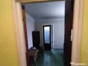 Metrou 1 Decembrie 1918, 3 cam, et. 1/4, bloc reabilitat 