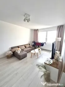 Apartament 2 camere, semidecomandat - zona Garii