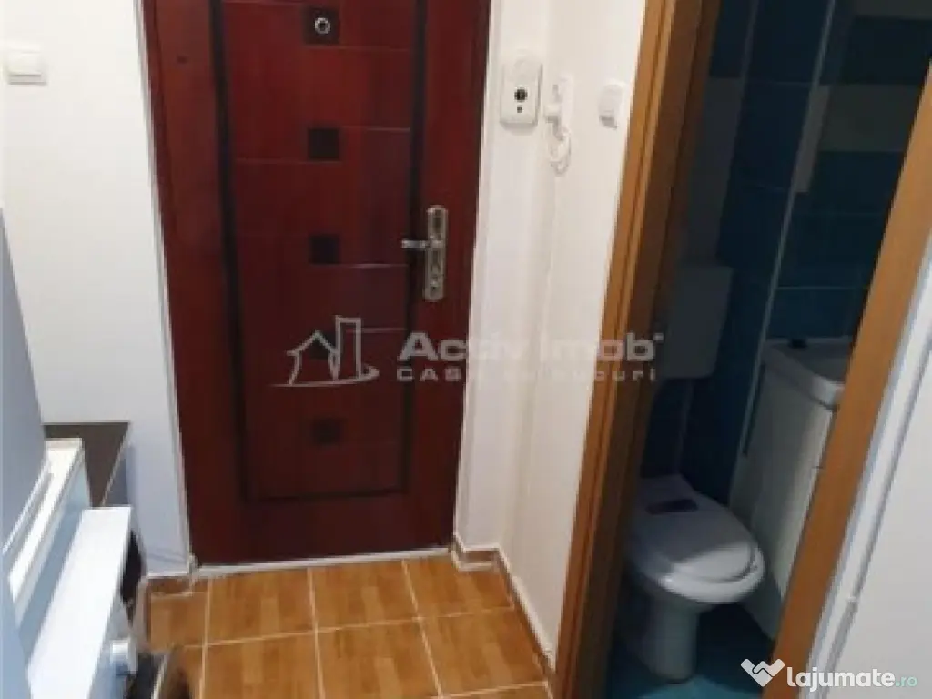 Garsoniera - Centrul Nou - Bra#537;ov