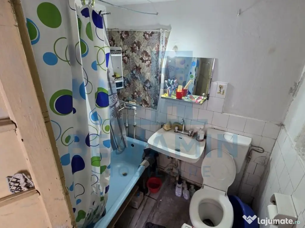 Casa in oras zona Promenada strada Raului 257mp utilitati