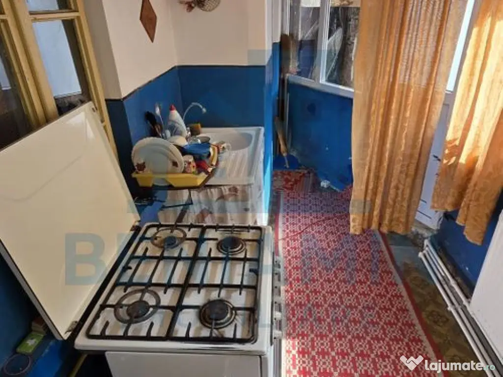 Casa in oras zona Promenada strada Raului 257mp utilitati