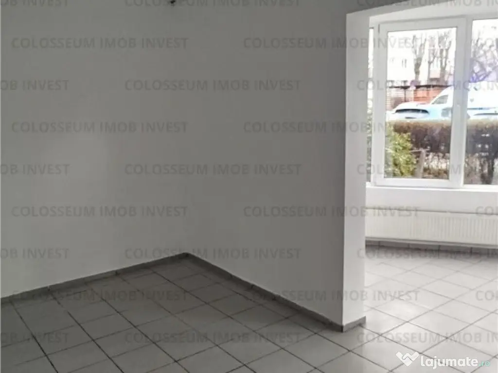 COLOSSEUM: Spatiu Comercial Intrare strada vitrina 6m stradal..