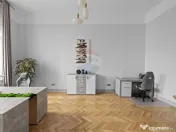 Birou ultracentral în clădire istorică (Palatul Nádasdy) 