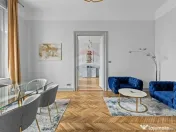 Birou ultracentral în clădire istorică (Palatul Nádasdy) 