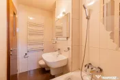 Apartament 2camere B-dul Garii sau schimb cu teren 
