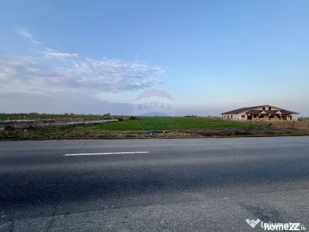Teren 12,360mp Botarlau / Strada Unirii - Botarlau (Vrancea)
