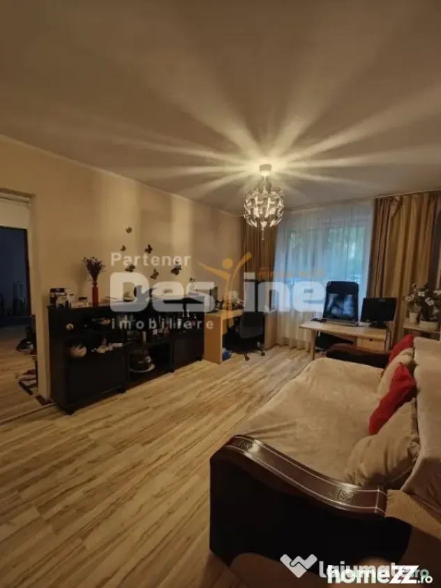 Bârcǎ | 3 camere | 64mp | centrala proprie | loc parcare |