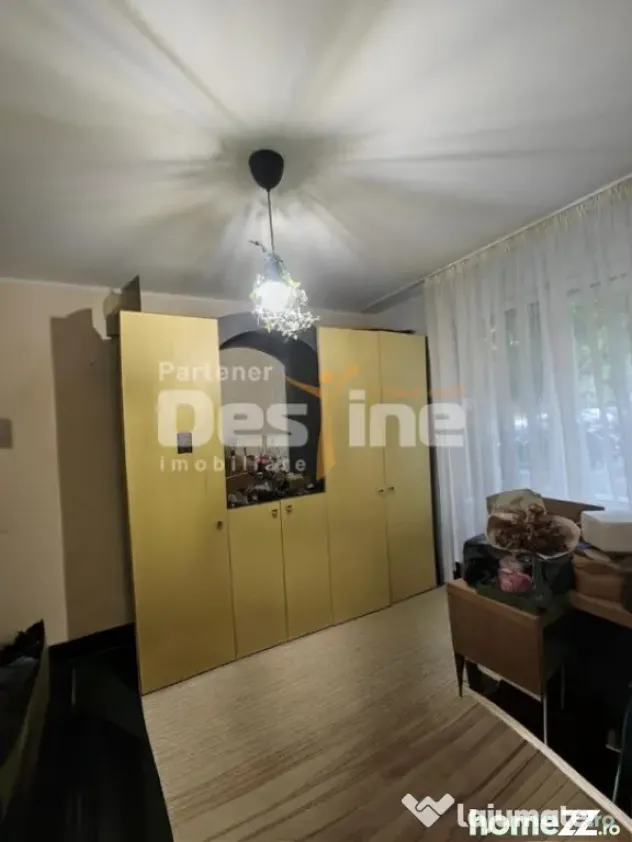 Bârcǎ | 3 camere | 64mp | centrala proprie | loc parcare |